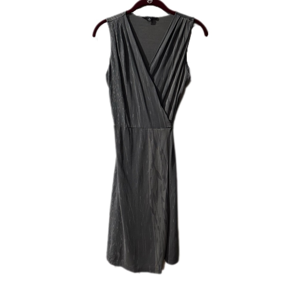 Banana Republic Silk Viscose Sleeveless Caitlin Wrap-Front Dress